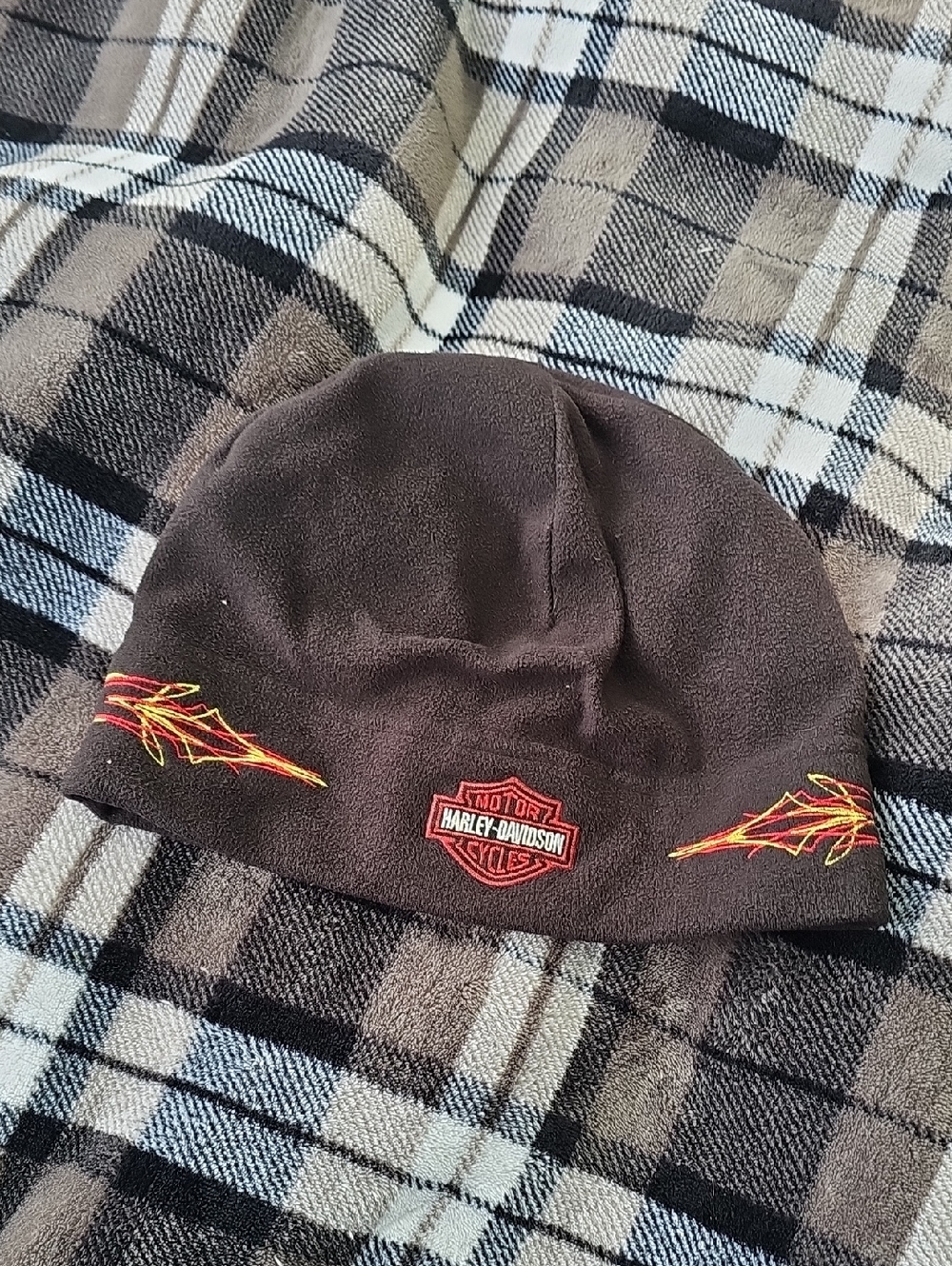 Harley-Davidson Men's Black Beanie with Flame Embroidery (B)